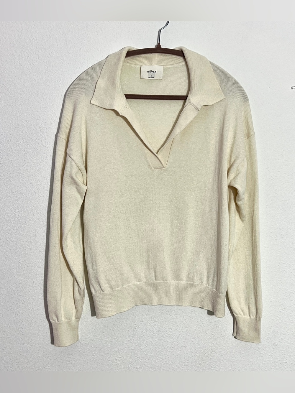 Wilfred Aritzia Clara Merino Wool Blend Polo V-Neck Cream Sweater Woman’s M